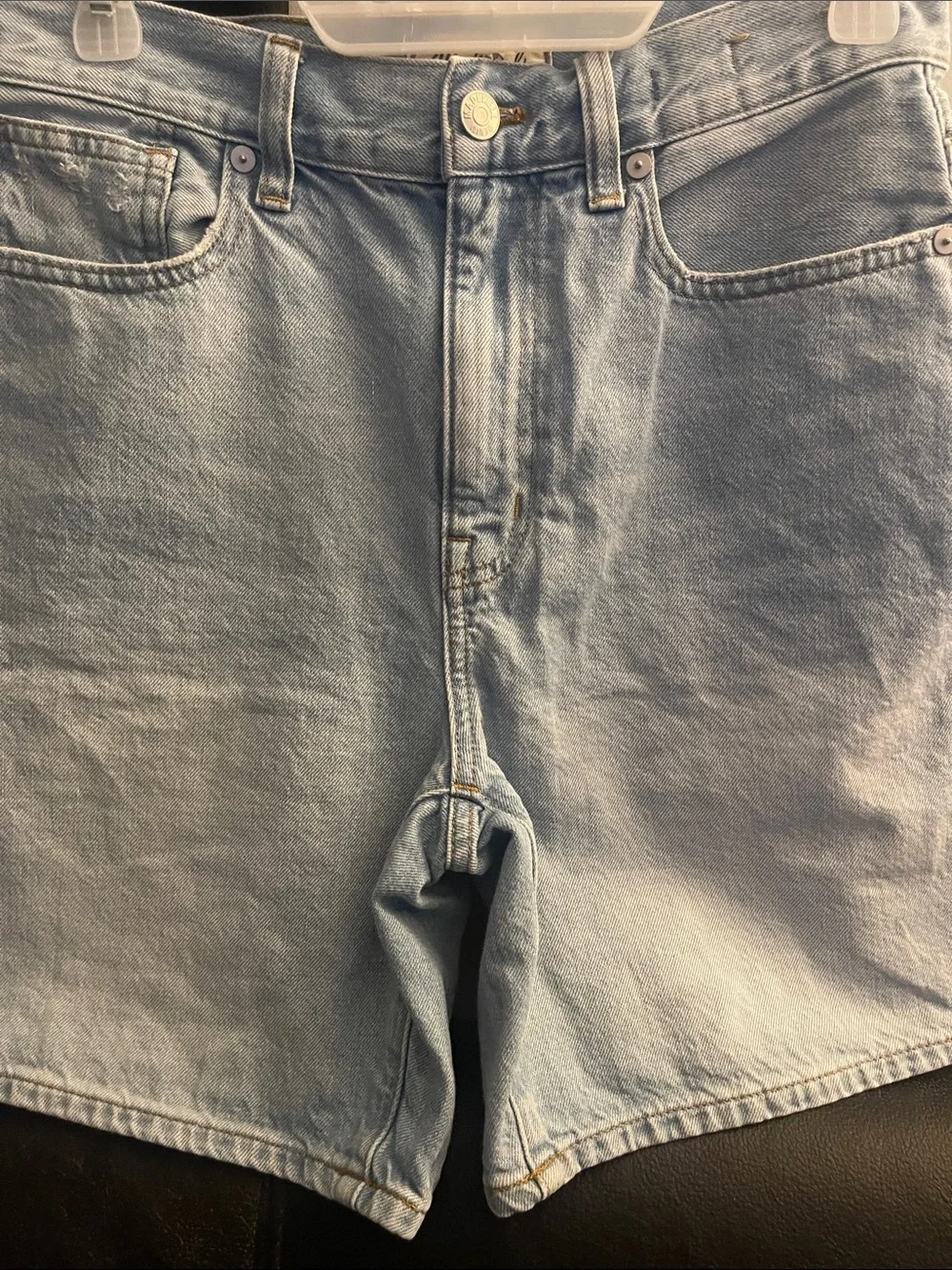 Madewell Women’s Baggy Jean Shorts in Bessmund Wash Size 26 NWOT